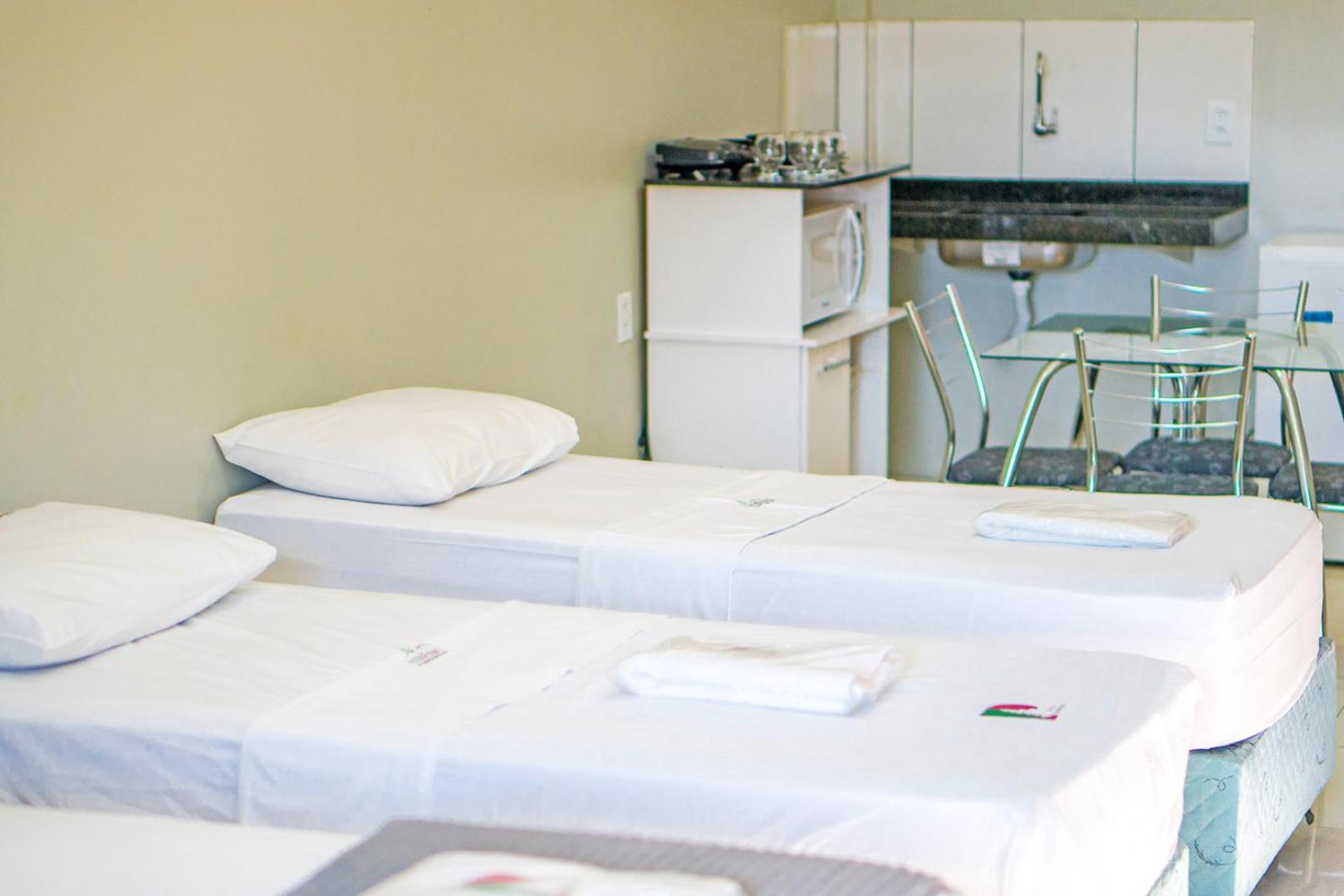 Pinheiro Flat Hotel Ibiapina ภายนอก รูปภาพ
